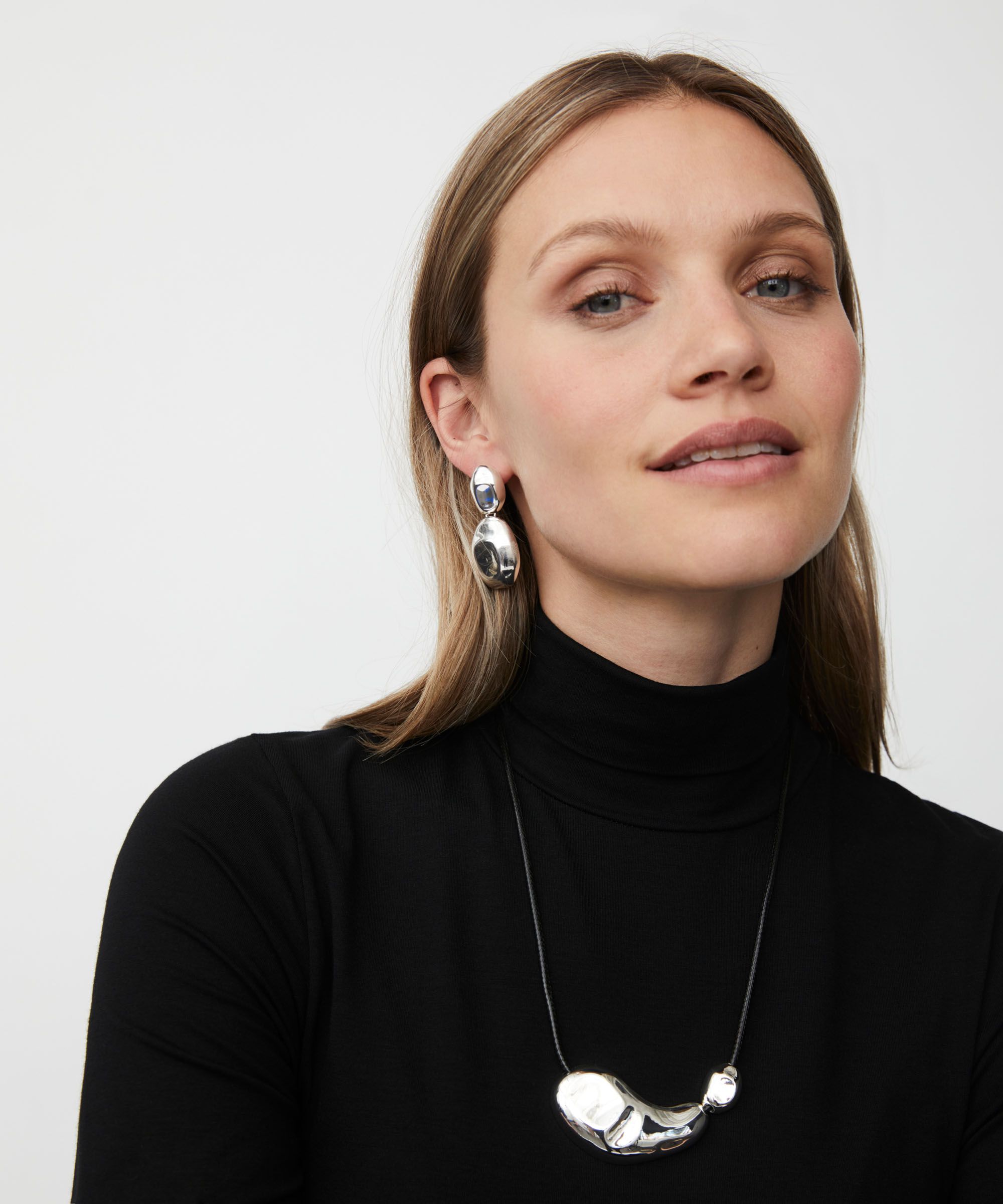 Rainan Necklace, Silver