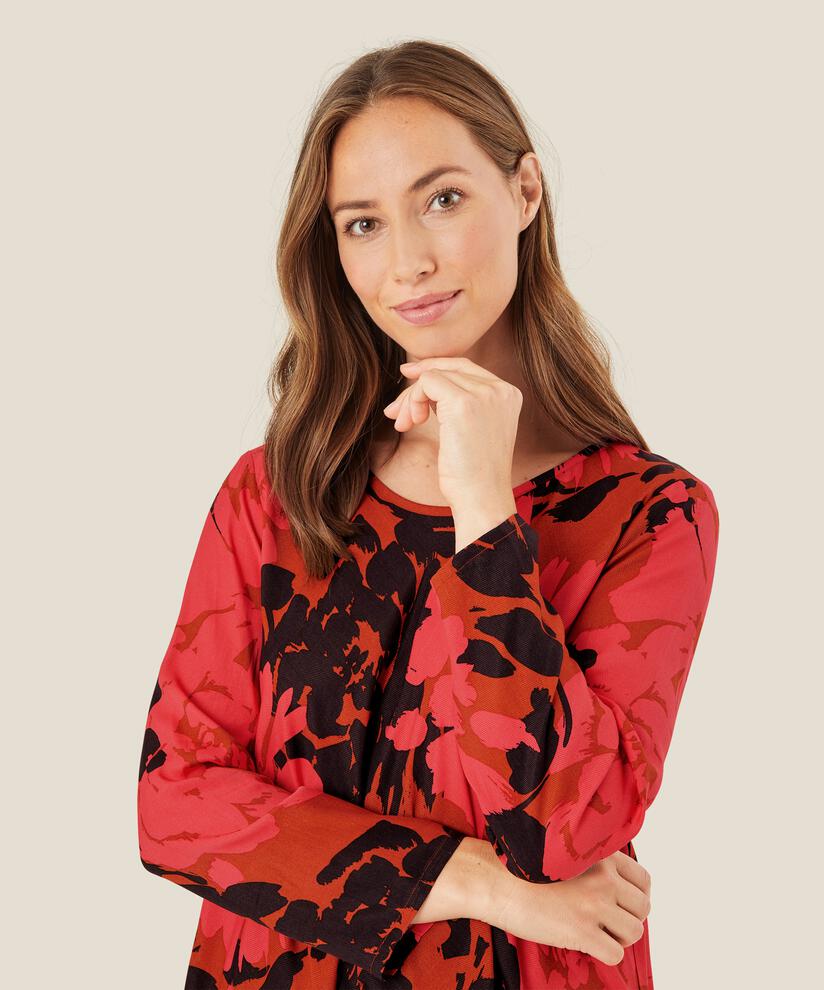 Kay Blouse, Picante