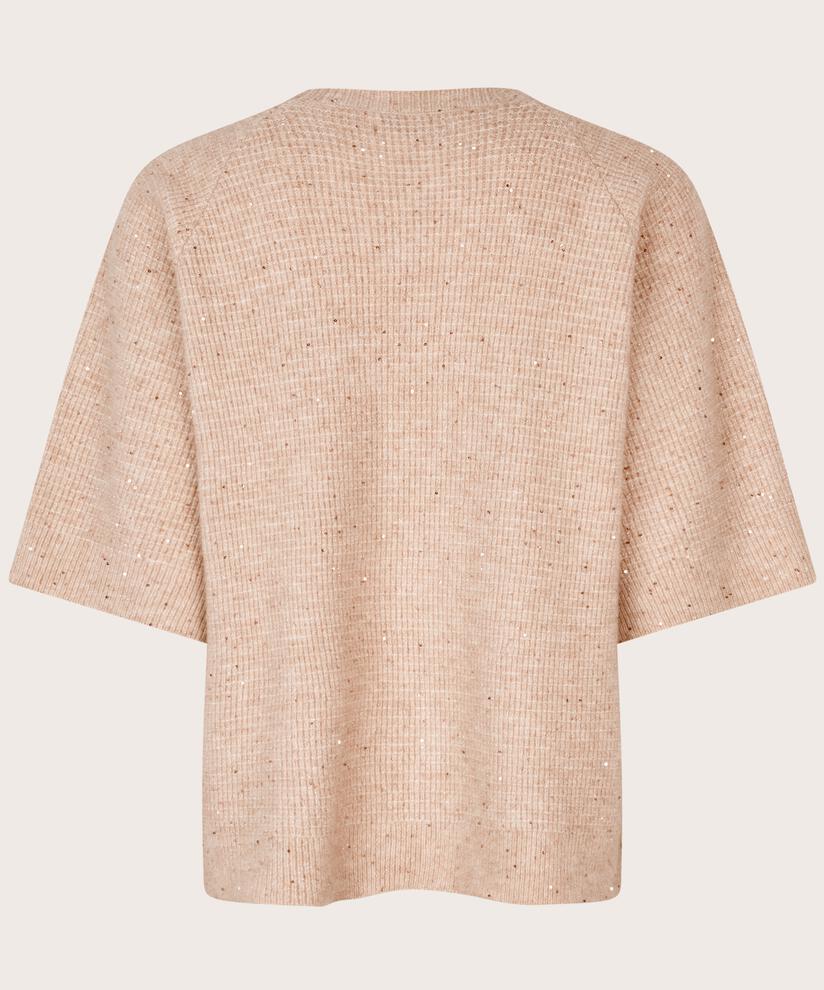 Farinna Jumper, Bisquit