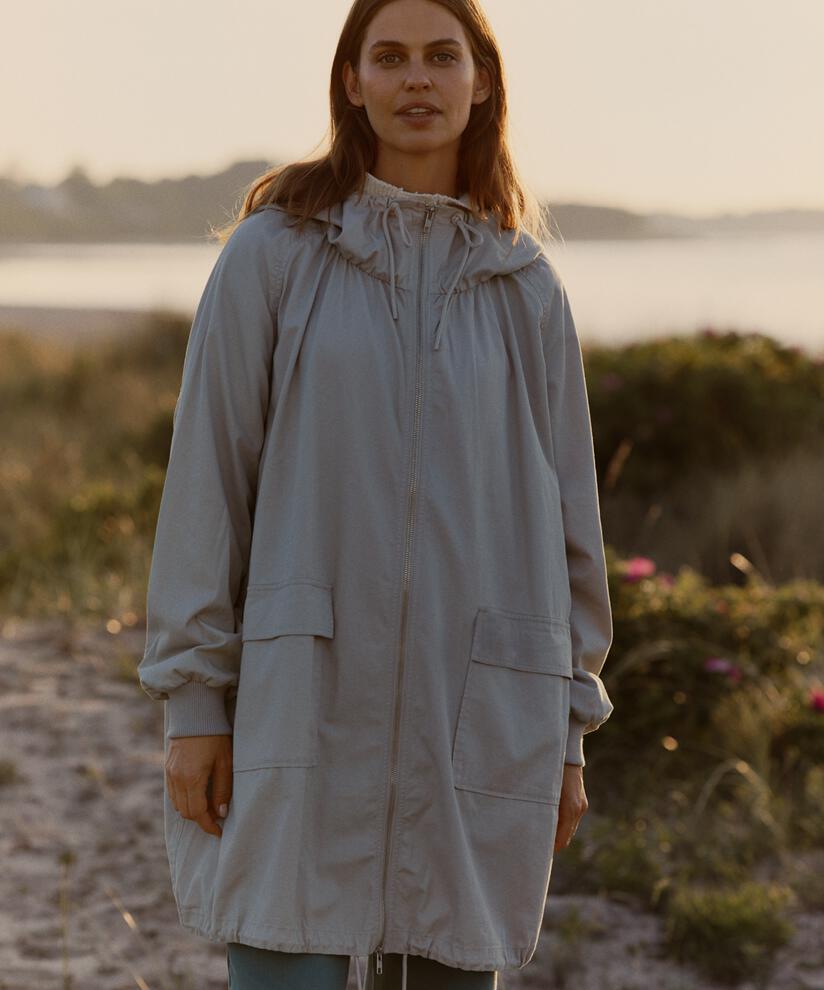 Tima Coat, Silver Cloud