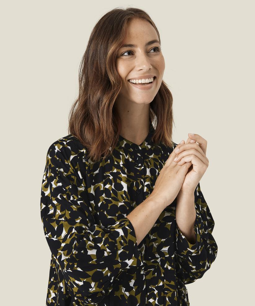 Iomi Shirt, Fir Green