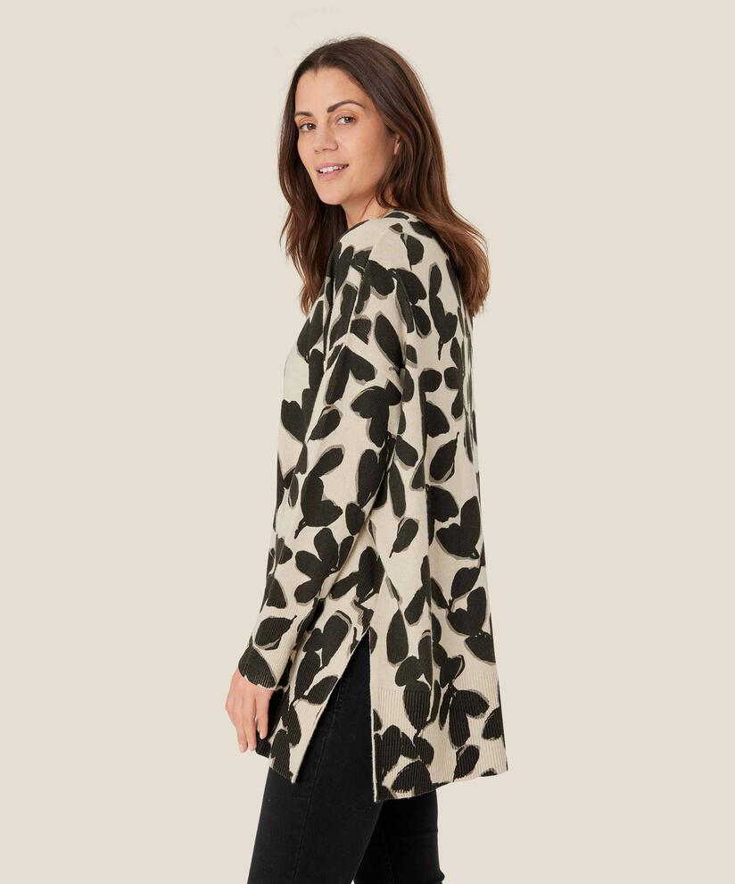 Fernande Tunic, Fog