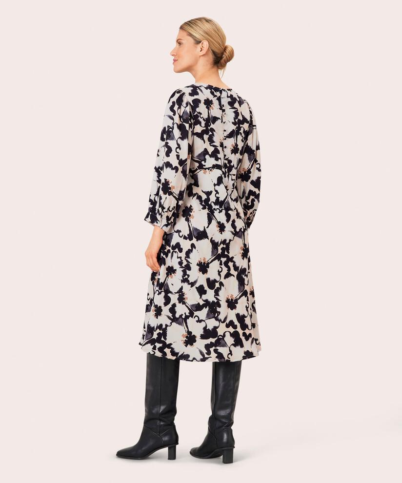 Nuka Dress, Volcanic