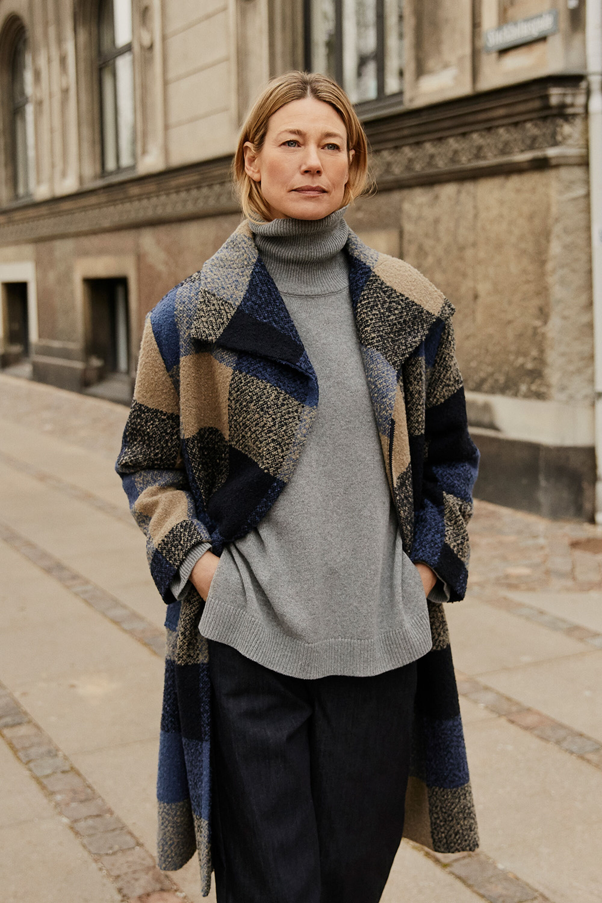 Tasoula Coat - Navy Blazer, Faricka Jumper - M. Grey mel., Passang Denim Trousers - Dark Denim