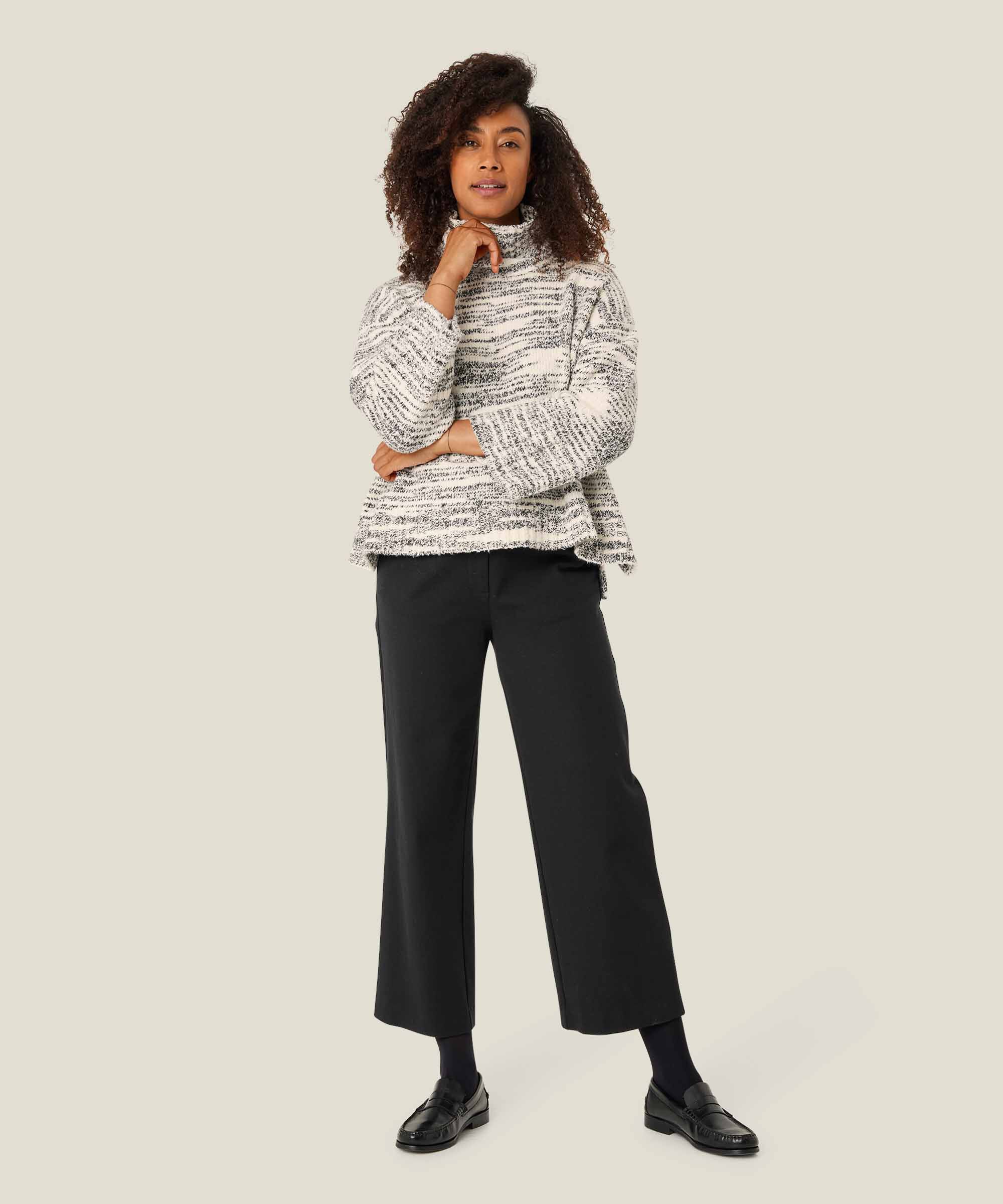 Fuchsia Jumper, Black