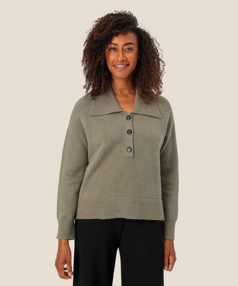 Faye Jumper, Vetiver