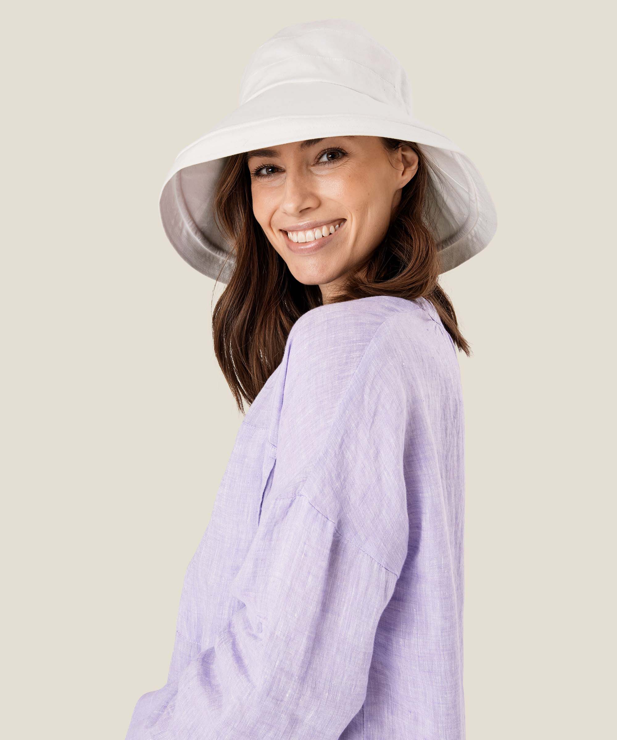 AUDREY HAT, White