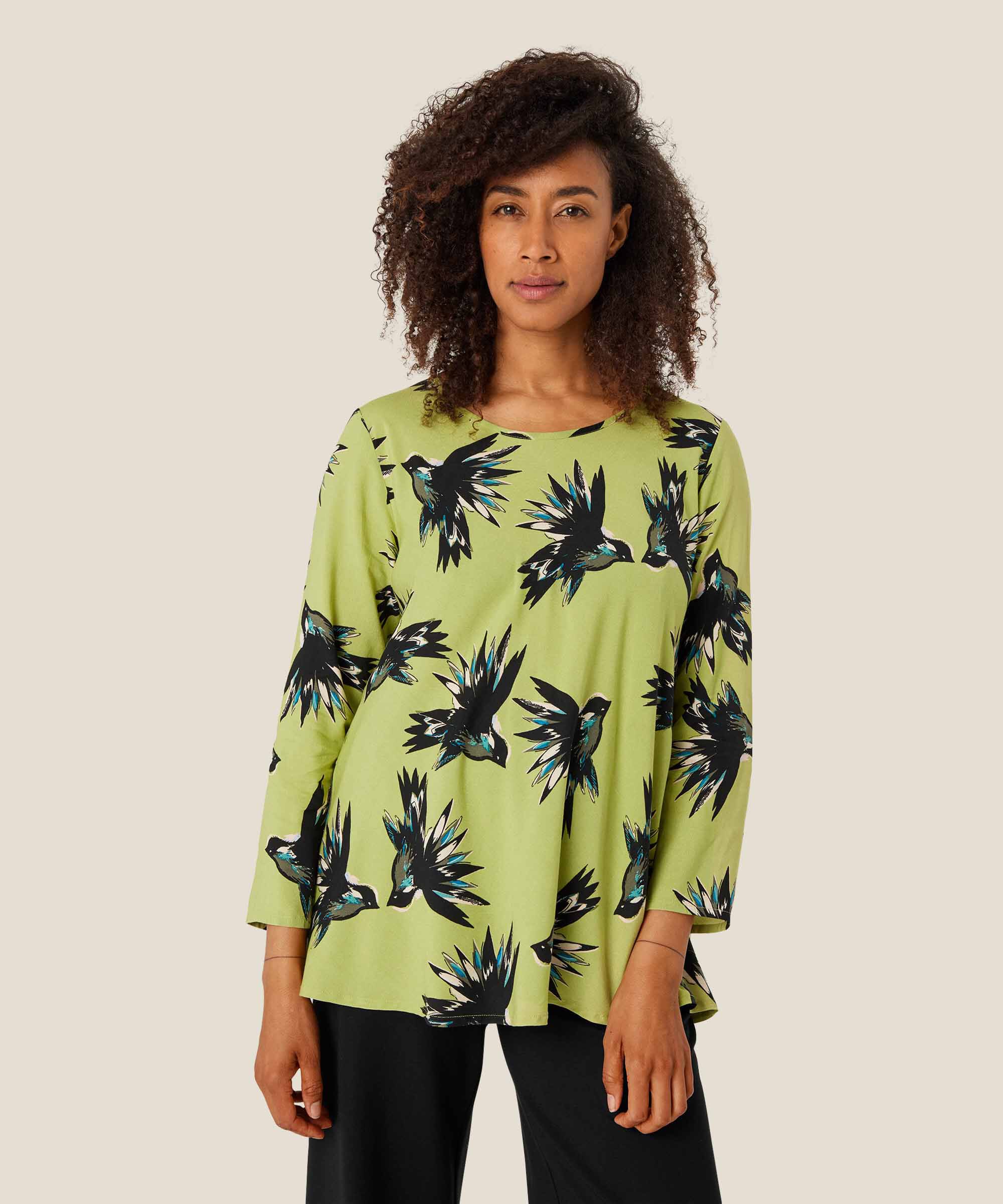 Kay Blouse, Fern