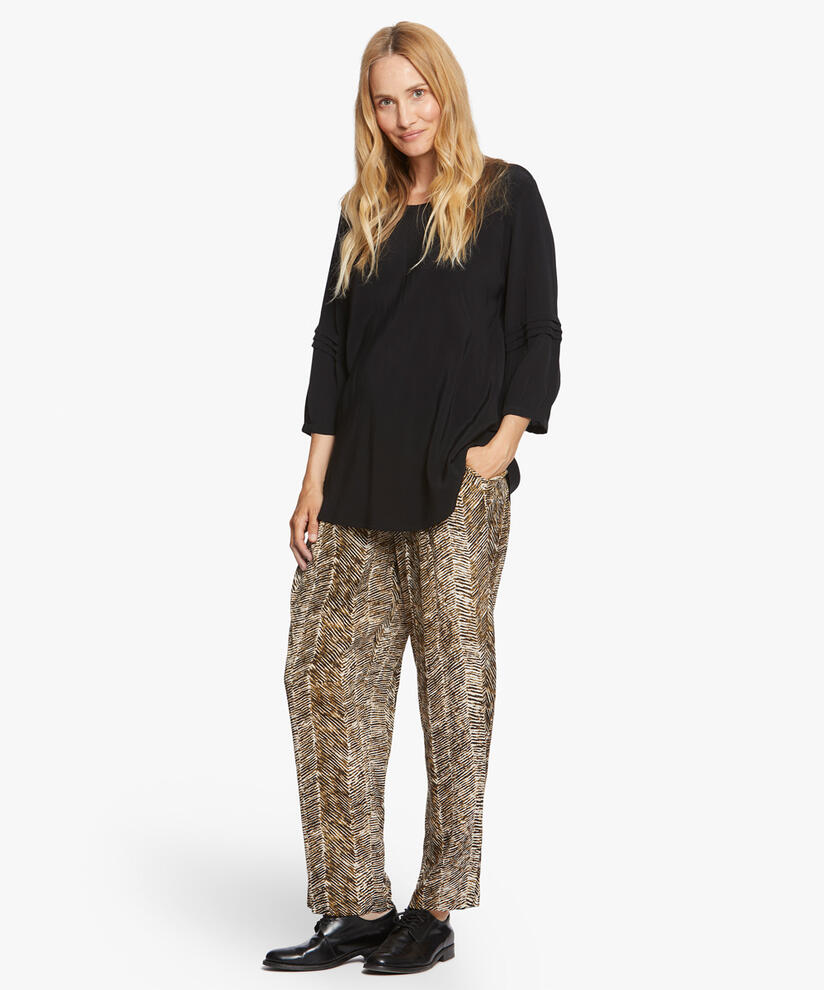 BEATE TOP, Black