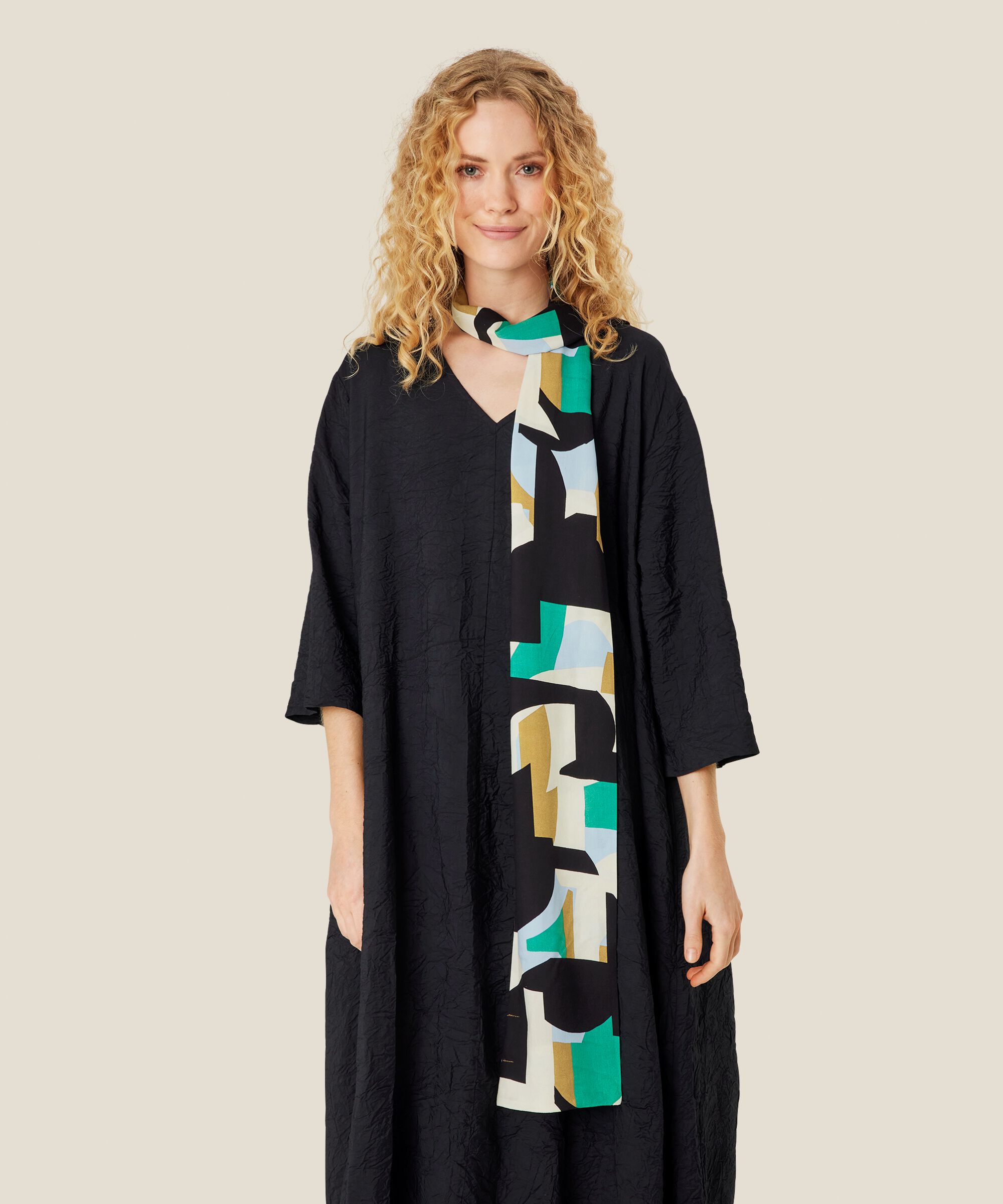 Alo Scarf, Greenlake