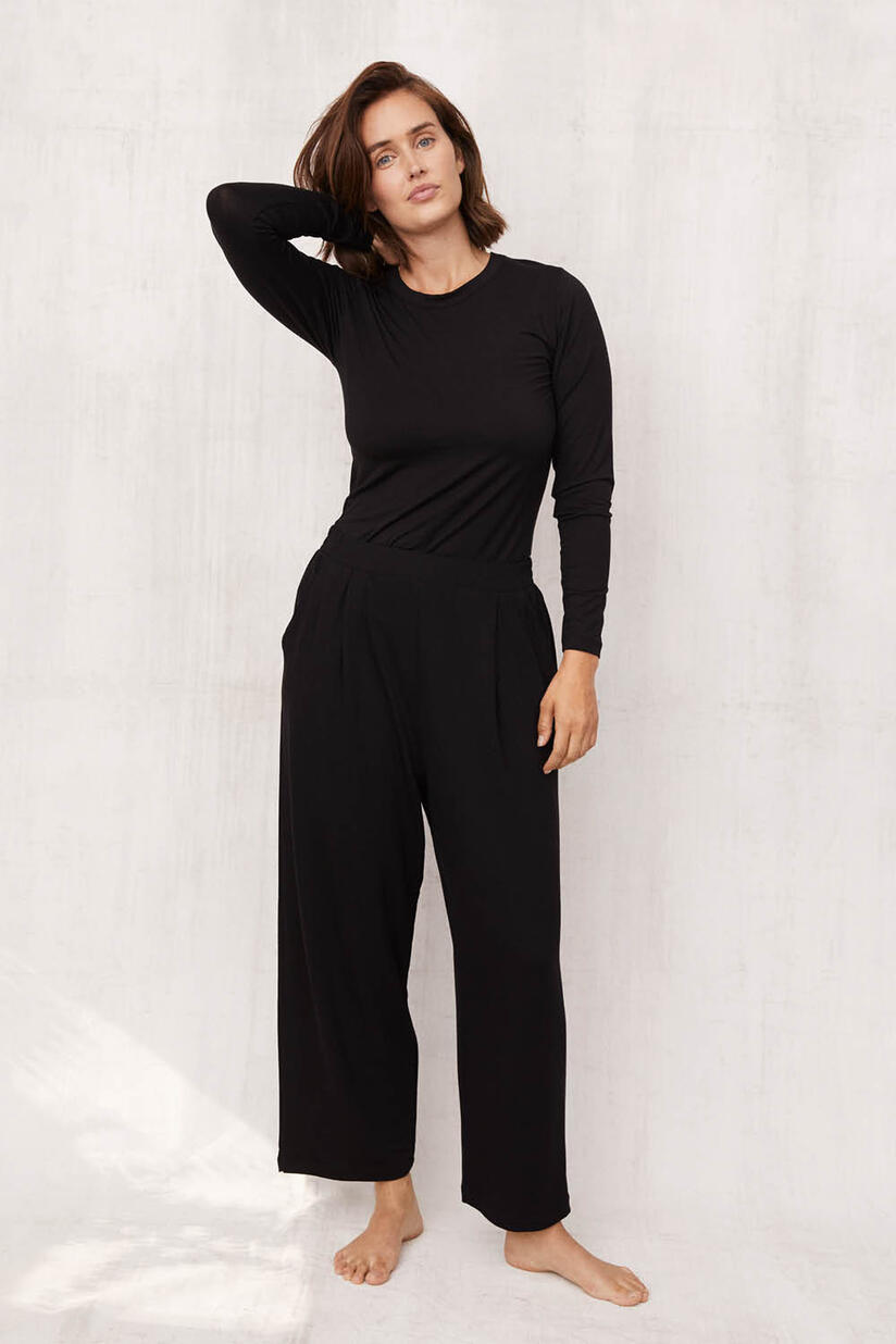 Doritla JERSEY Top - Black, Penelope JERSEY Trousers - Black