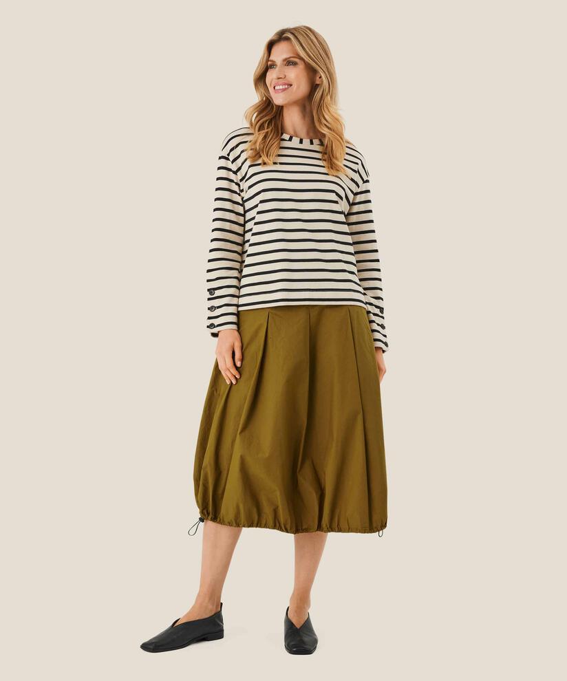 Steph Skirt, Plantation