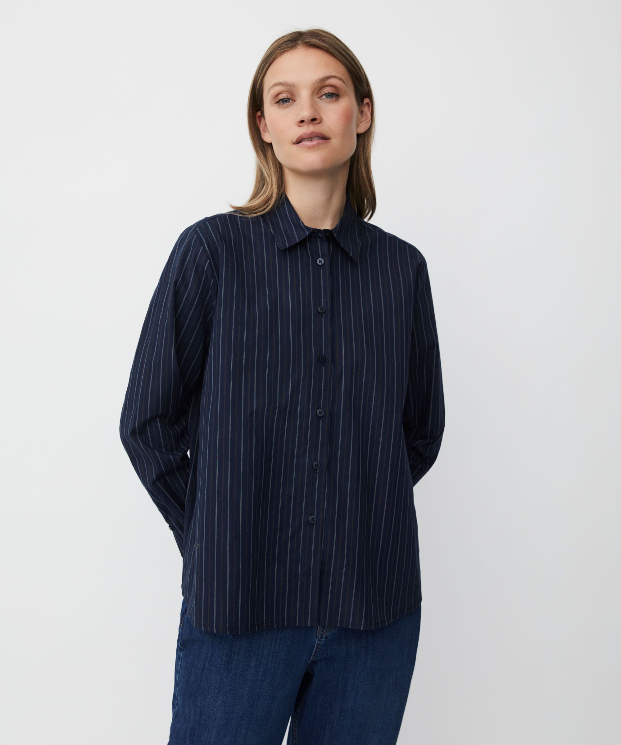 Imma Shirt, Navy Blazer