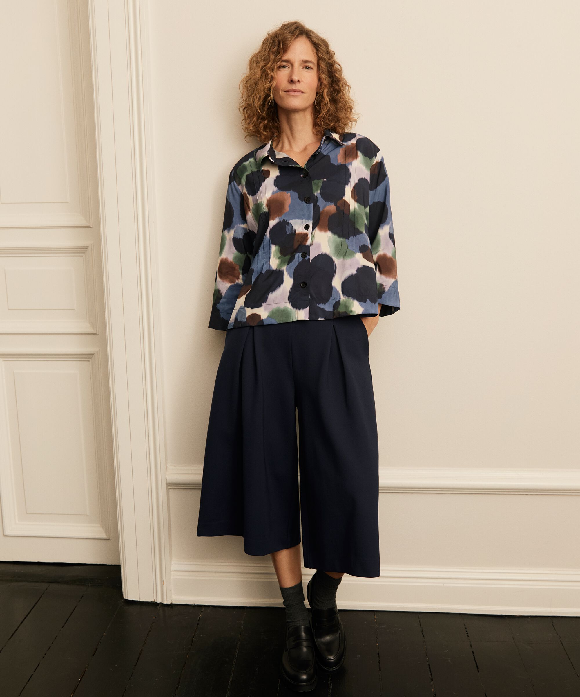 Ibilisan Shirt, Navy Blazer