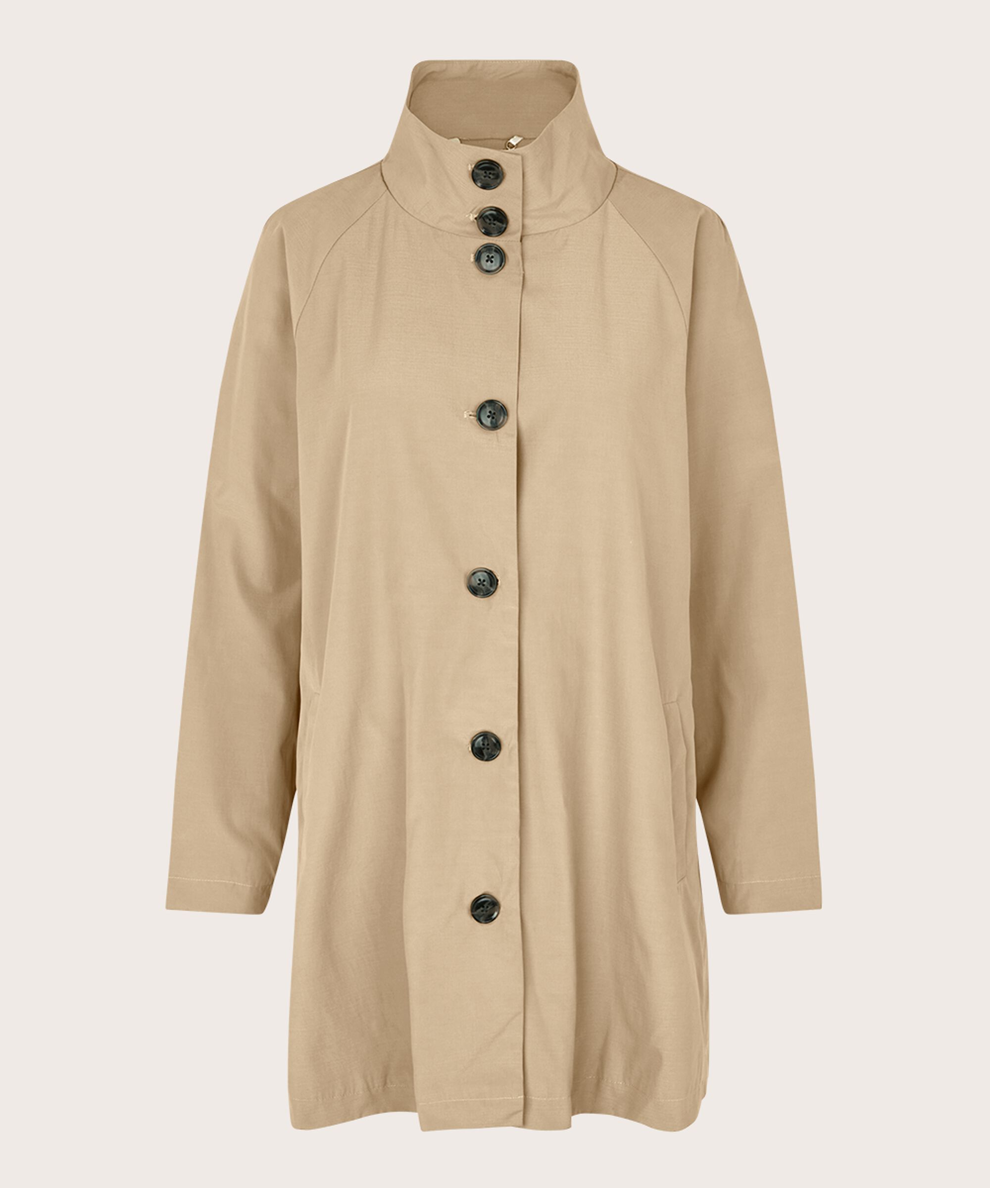 Teresa Coat, Safari