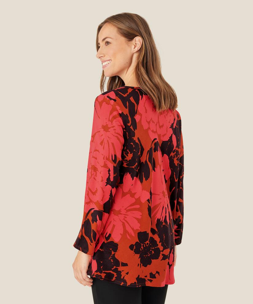 Kay Blouse, Picante
